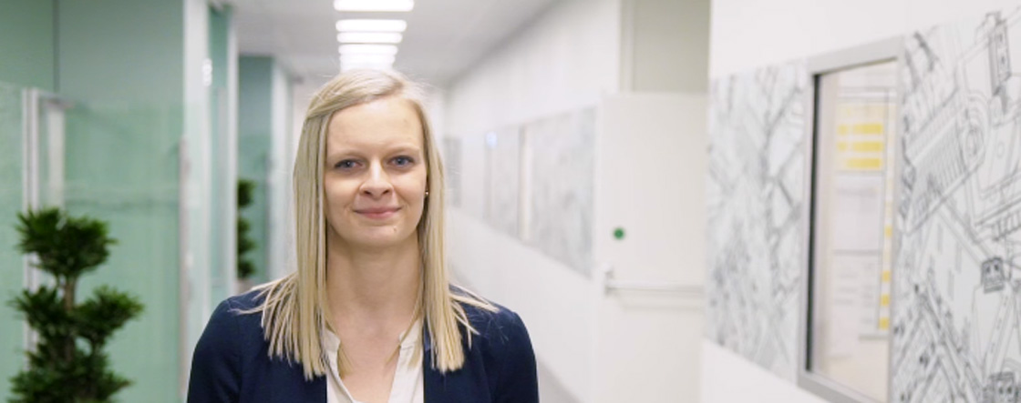 认识克里斯蒂娜